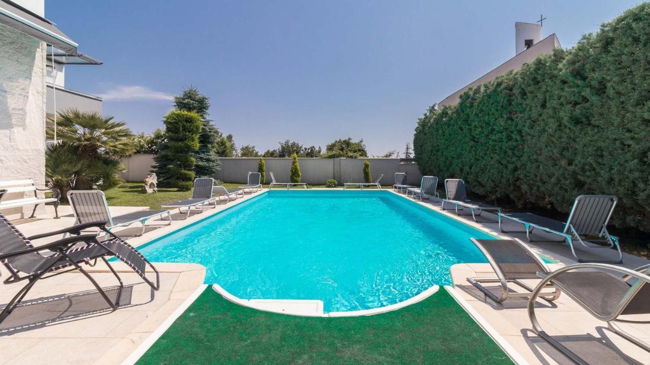 Luxury Villa Nicol With Pool And Sea View 300M From The Beach PUY Eksteriør bilde