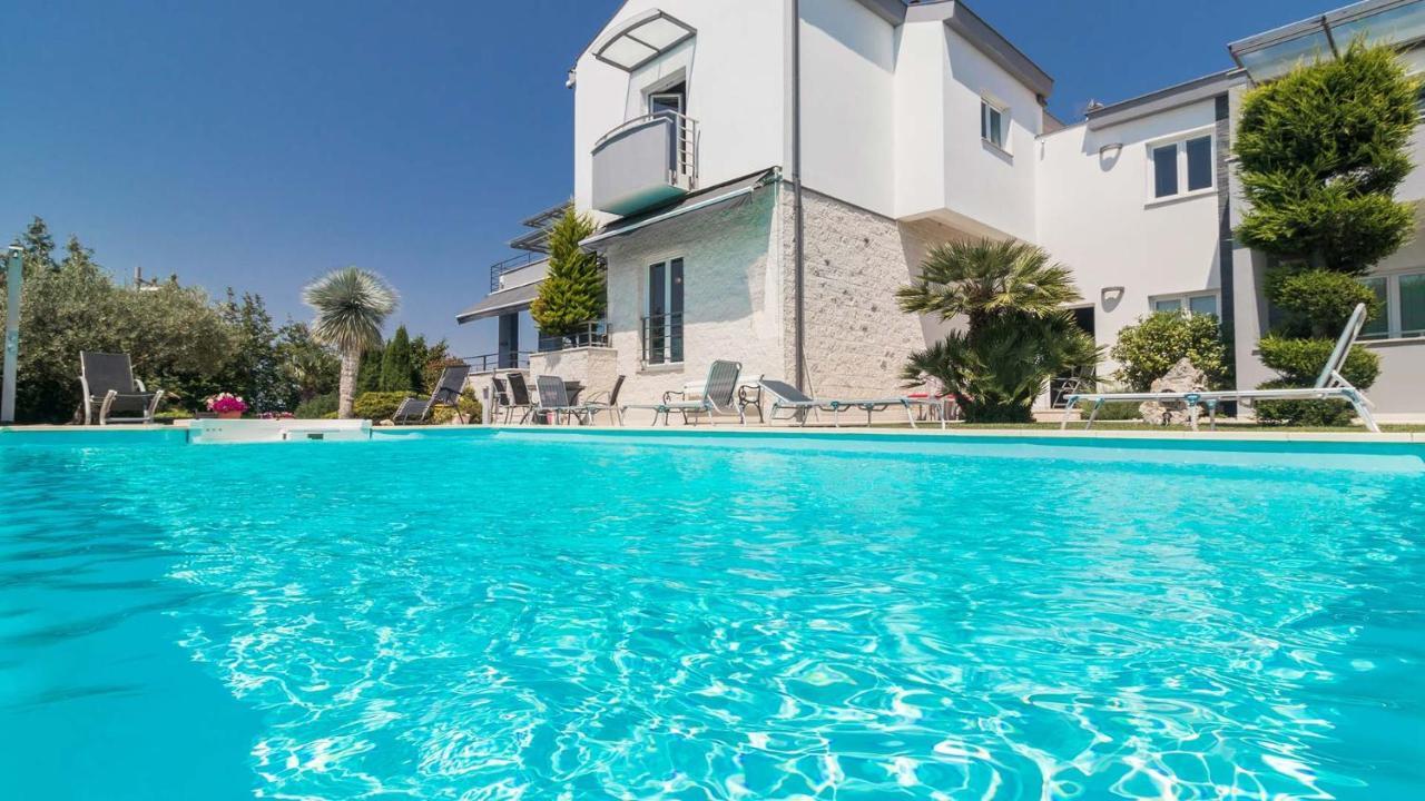 Luxury Villa Nicol With Pool And Sea View 300M From The Beach PUY Eksteriør bilde